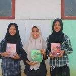 Riang Bahagia Para Santri, Terima Al-Qur’an Baru dari Dompet Dhuafa Lampung