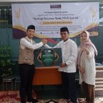 Bank Mitra Agro Usaha (MAU) Syariah Lampung Salurkan Zakat Perusahaan Melalui Dompet Dhuafa Lampung