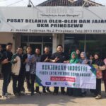 Dari Dapur Lokal ke Pasar Ekspor, Peserta YES Scale Up Lampung Belajar dari Pengusaha Snack Pringsewu